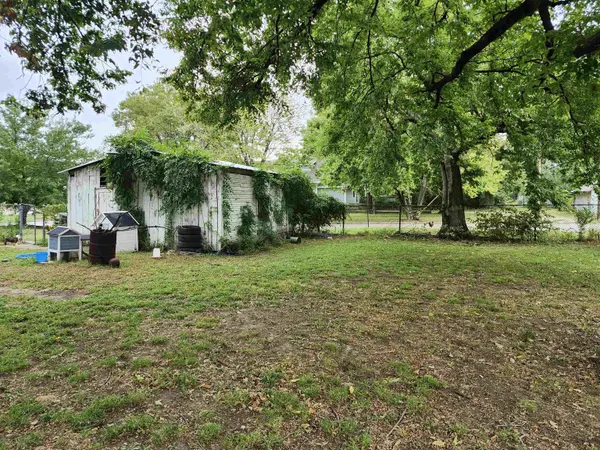 1025 S 2nd, Arkansas City, KS 67005