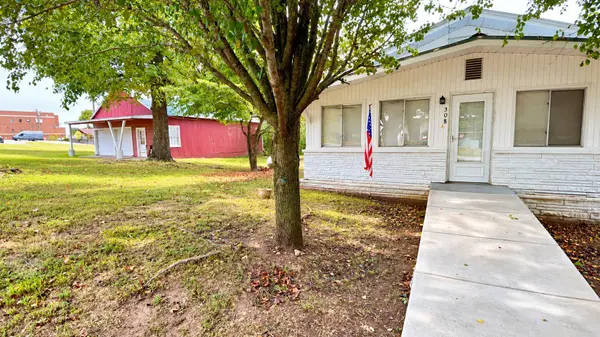 308 S Maple ST, Galena, MO 65656