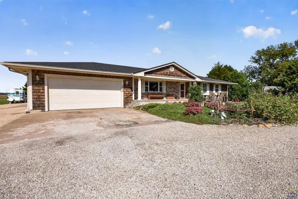 2030 NW Lower Silver Lake RD, Topeka, KS 66618