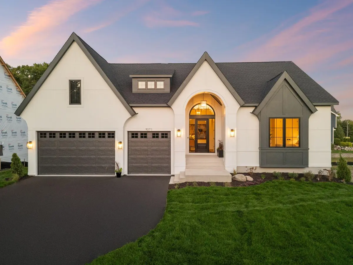 730 Ensconced WAY, Chaska, MN 55318