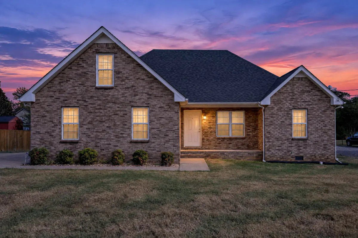 1036 Auldridge Dr, Christiana, TN 37037