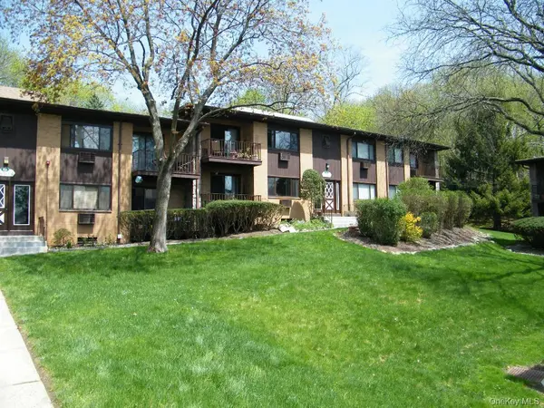 6 W. lawrence Park Drive #2, Piermont, NY 10968