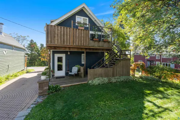 1015 W 4th Street, Duluth, MN 55806