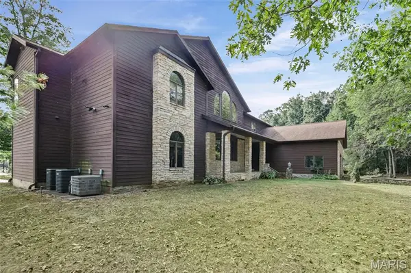 190 Greenview RD, Centralia, IL 62801