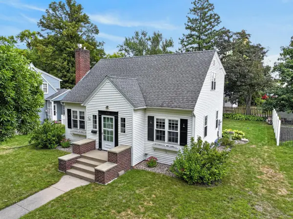 715 Maple ST, Alexandria, MN 56308