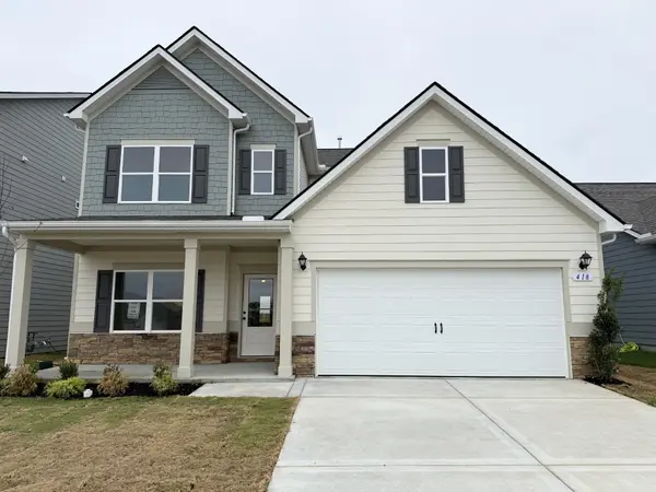 418 Stratford Station Dr, Lebanon, TN 37087