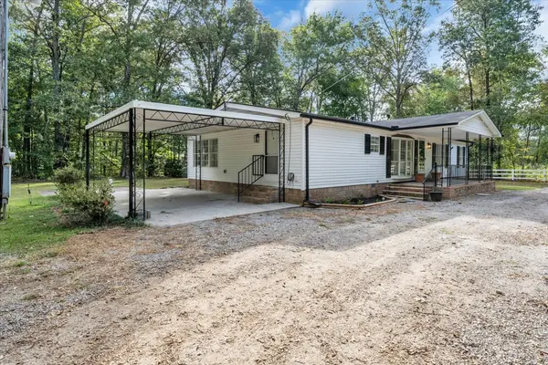 80 Elm Ln, Beechgrove, TN 37018