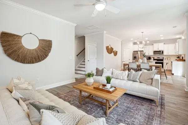 1417 Charles Dr, Chapel Hill, TN 37034