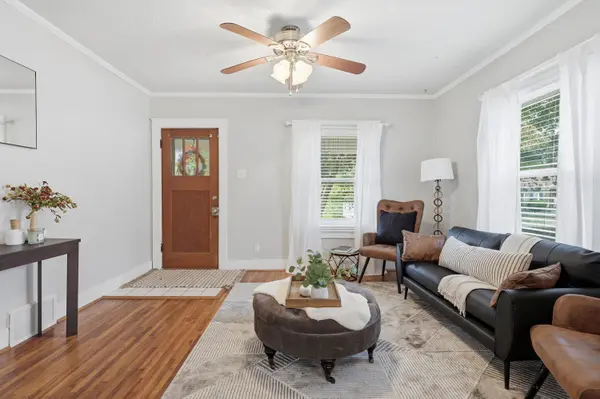 430 S Valley ST, Neosho, MO 64850