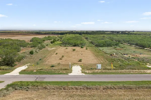 3624 County Road 304, Jourdanton, TX 78026