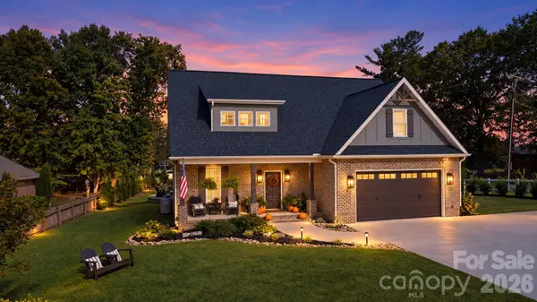 18 Wittenburg Springs DR, Taylorsville, NC 28681