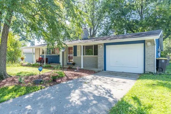 2811 Bosworth DR, Fort Wayne, IN 46805-3032