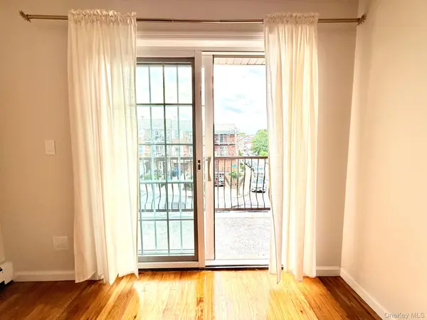 5811 84th Place, Middle Village, NY 11379