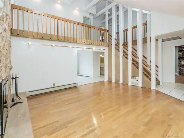 24 Downing AVE, Sea Cliff, NY 11579