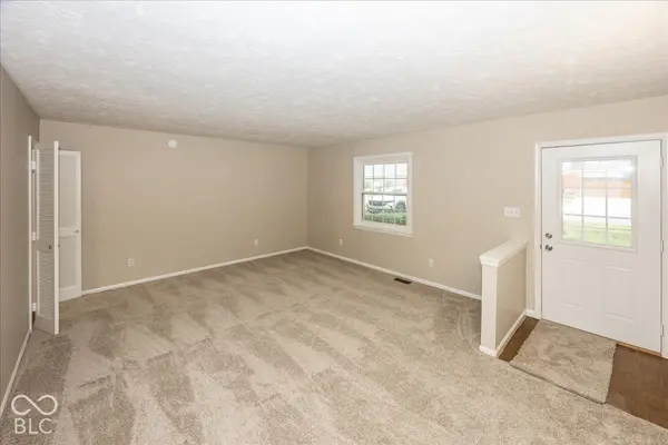 621 Kinzer AVE, Carmel, IN 46032
