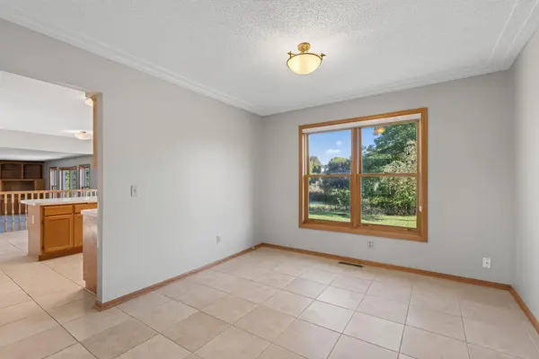 18418 85th PL N, Maple Grove, MN 55311