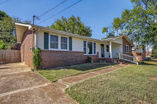 2821 Creekview Dr, Nashville, TN 37217