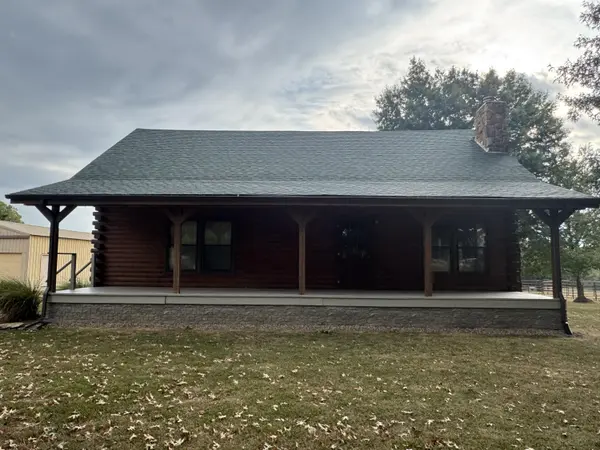 4452 S 70th RD, Bolivar, MO 65613