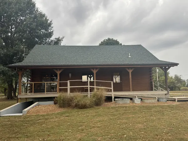 Address not disclosed, Bolivar, MO 65613