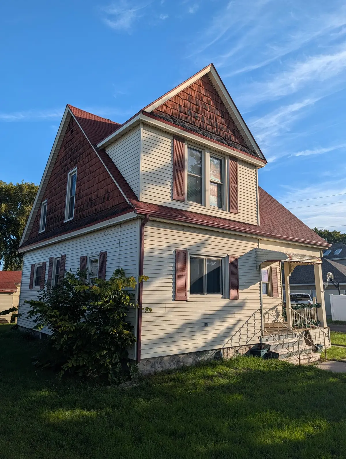 616 3rd AVE N, Wahpeton, ND 58075