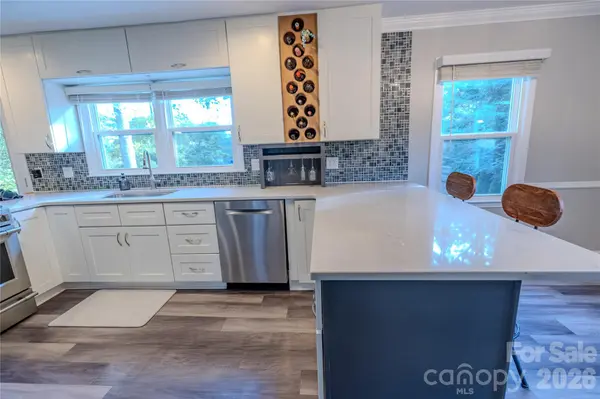 7055 Crossridge RD, Charlotte, NC 28214