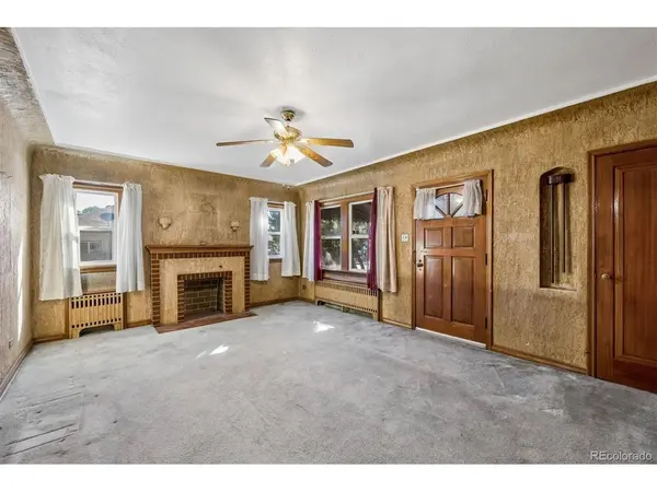 4478 Logan, Denver, CO 80216