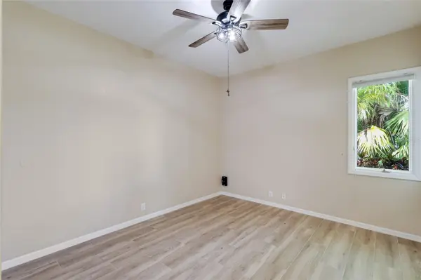 8702 52ND DR E, Bradenton, FL 34211