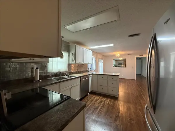 17 N BOBWHITE RD, Wildwood, FL 34785
