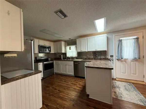 17 N BOBWHITE RD, Wildwood, FL 34785