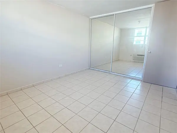 Cond Lago Playa CALLE CORAL #1912, Toa Baja, PR 00949