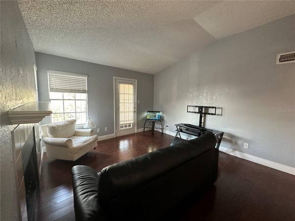 5601 ROSEBRIAR WAY #S304, Orlando, FL 32822