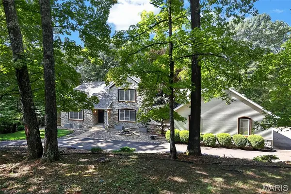 161 Stuart LN, Eureka, MO 63025