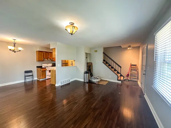 218 Eagle CT #C, Bolingbrook, IL 60440