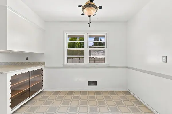 4950 Penn AVE N, Minneapolis, MN 55430