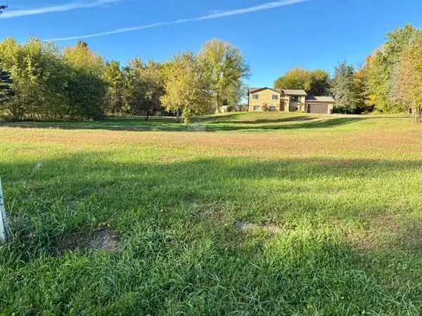5763 Verde Valley RD NW, Nowthen, MN 55303