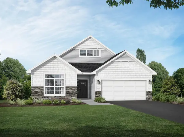 1055 E Meadowsweet DR, River Falls, WI 54022