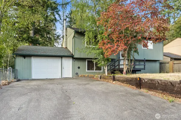 6915 SE Cleveland AVE, Port Orchard, WA 98366