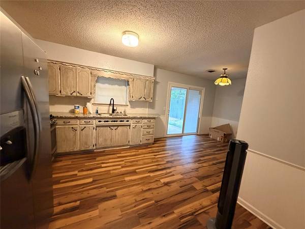 2105 Candy LN, Del City, OK 73115