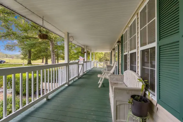 715 Raven Point St, Tracy City, TN 37387