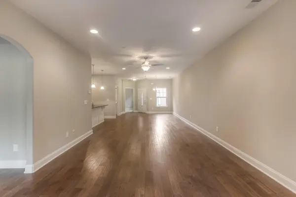 2011 Westburn Pvt Ln, Gallatin, TN 37066