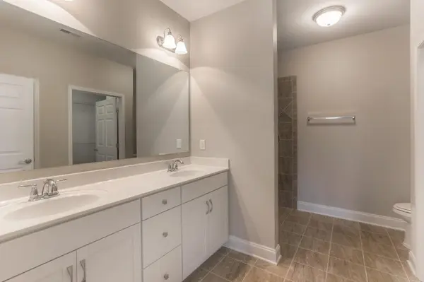 2011 Westburn Pvt Ln, Gallatin, TN 37066