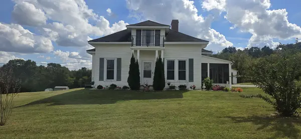 130 Wagoner Hill Rd, Fayetteville, TN 37334