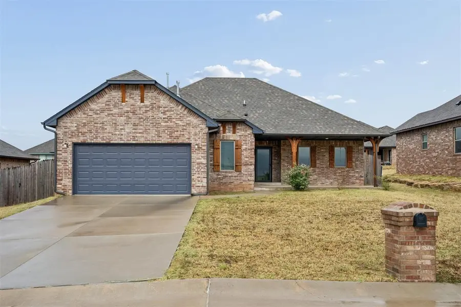 2711 Landmark DR, Seminole, OK 74868