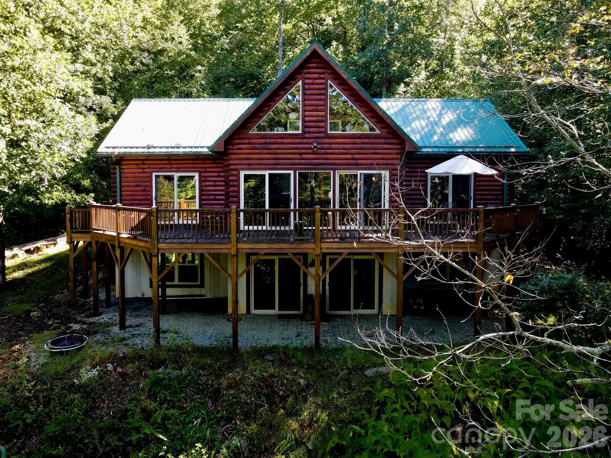 335 Mt. Mitchell DR, Burnsville, NC 28714
