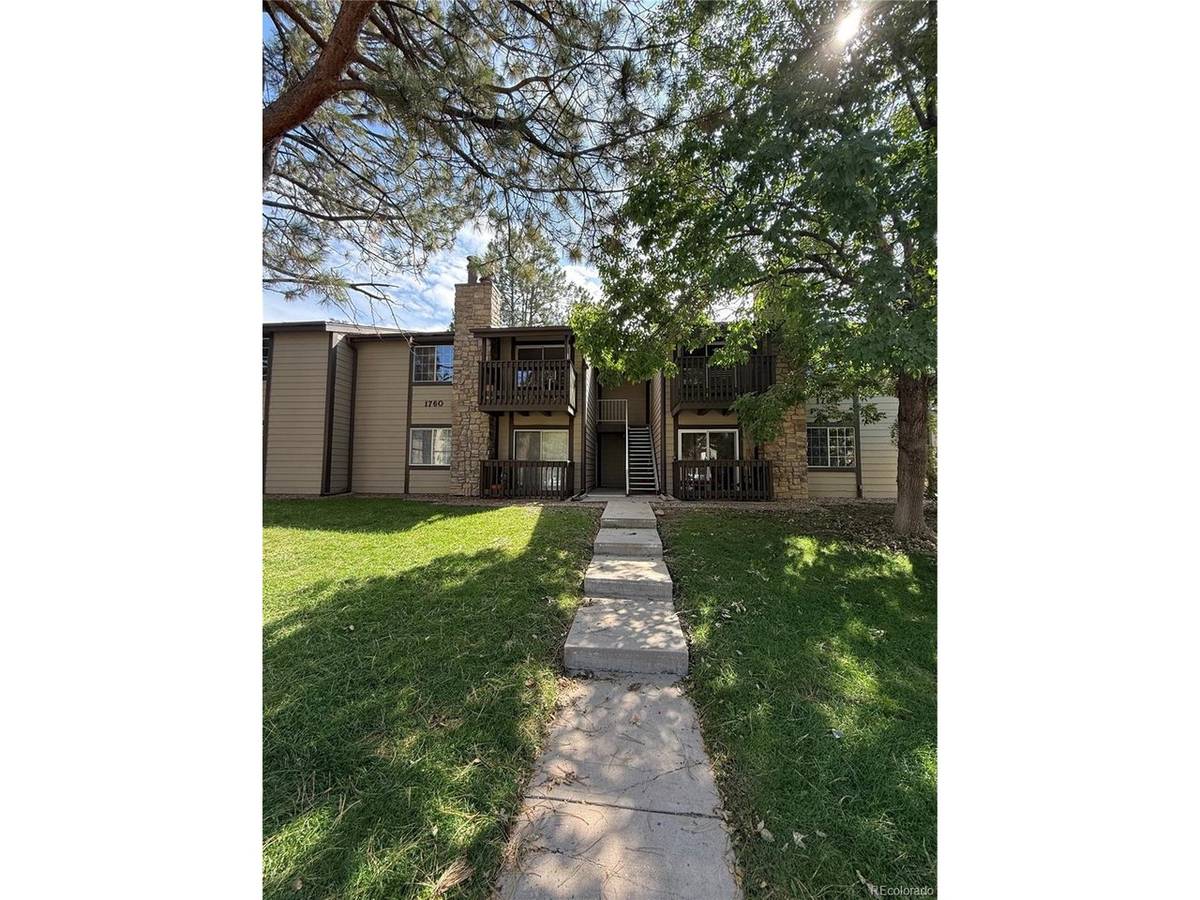 1760 S Pitkin #B, Aurora, CO 80017