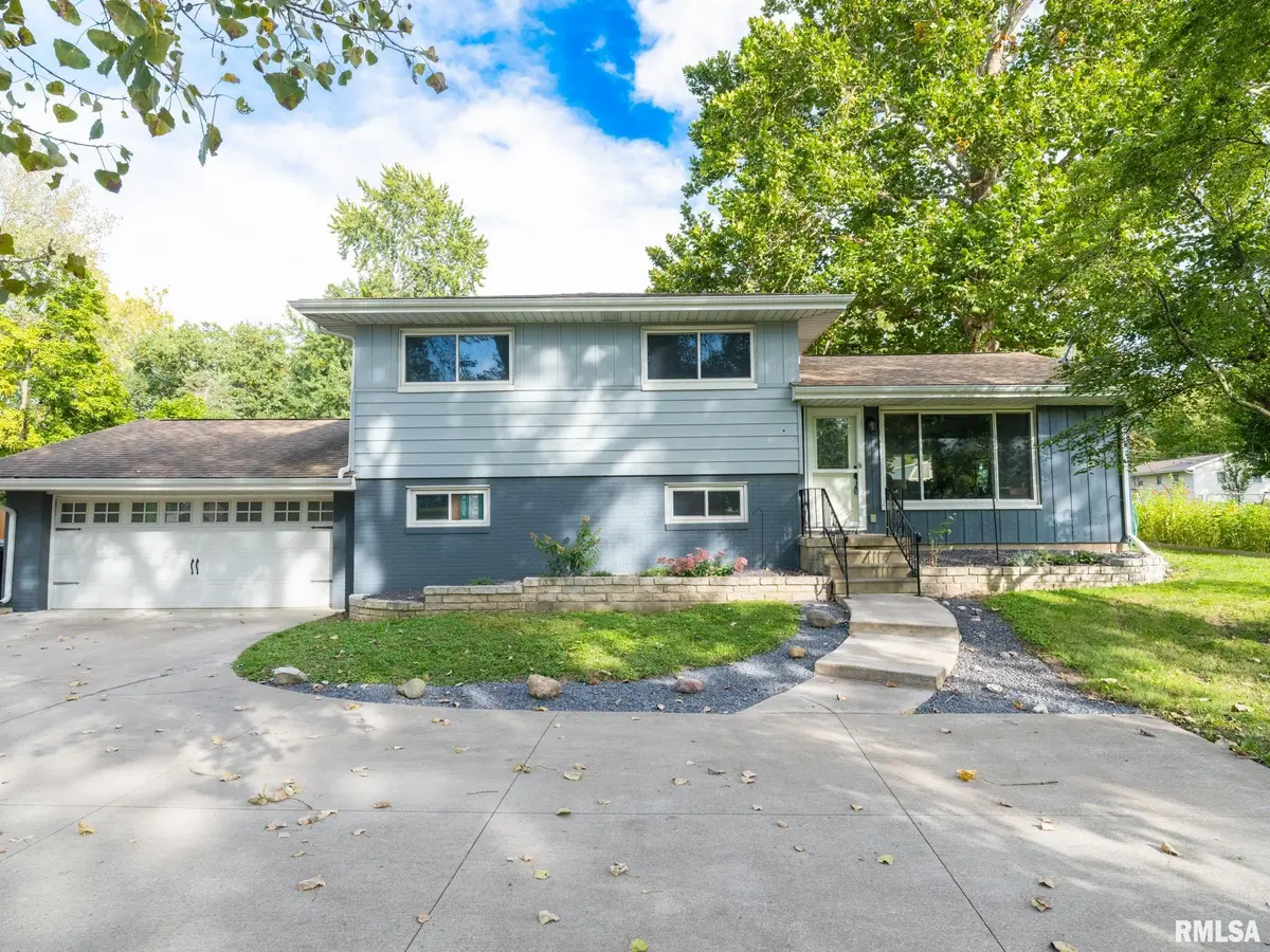 5326 N UNIVERSITY ST, Peoria, IL 61614