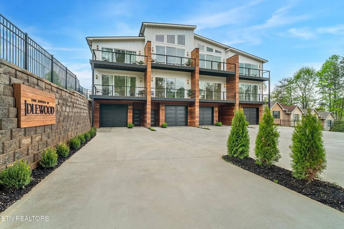 641 Idlewood Lane, Knoxville, TN 37923