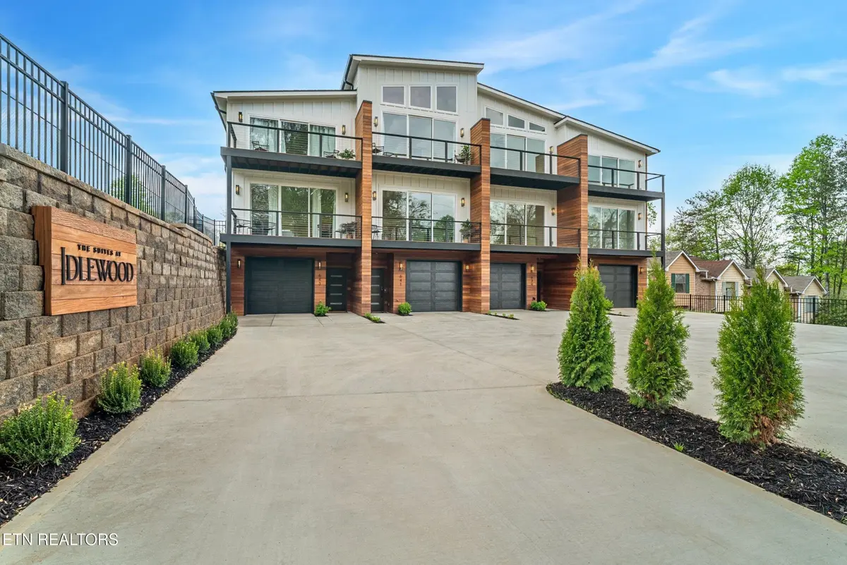 643 Idlewood Lane, Knoxville, TN 37923