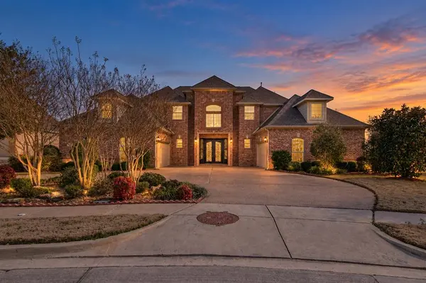 305 Corral Court, Southlake, TX 76092