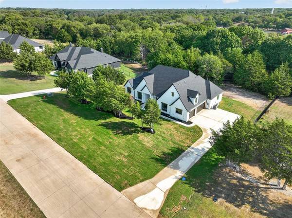 441 Silo Court, Waxahachie, TX 75167